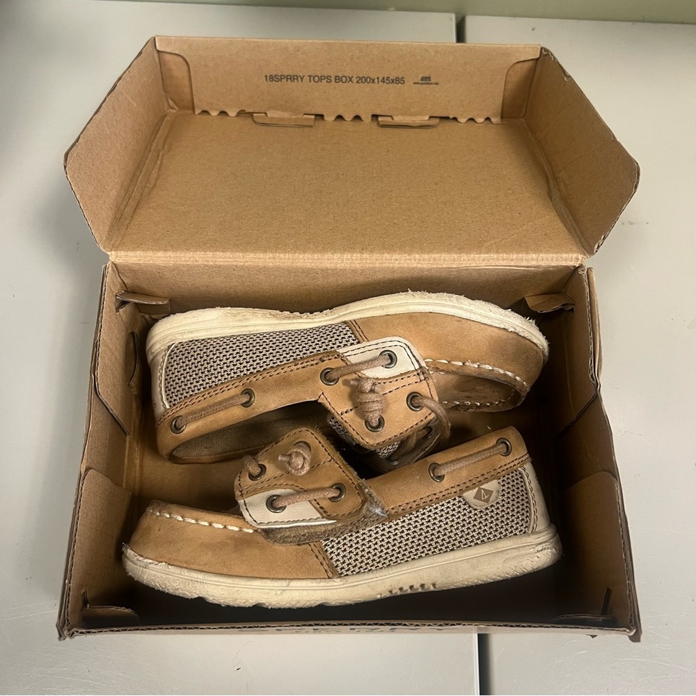 Sperry Shoresider Jr Boat Shoe Girls 10 M Linen Oat
